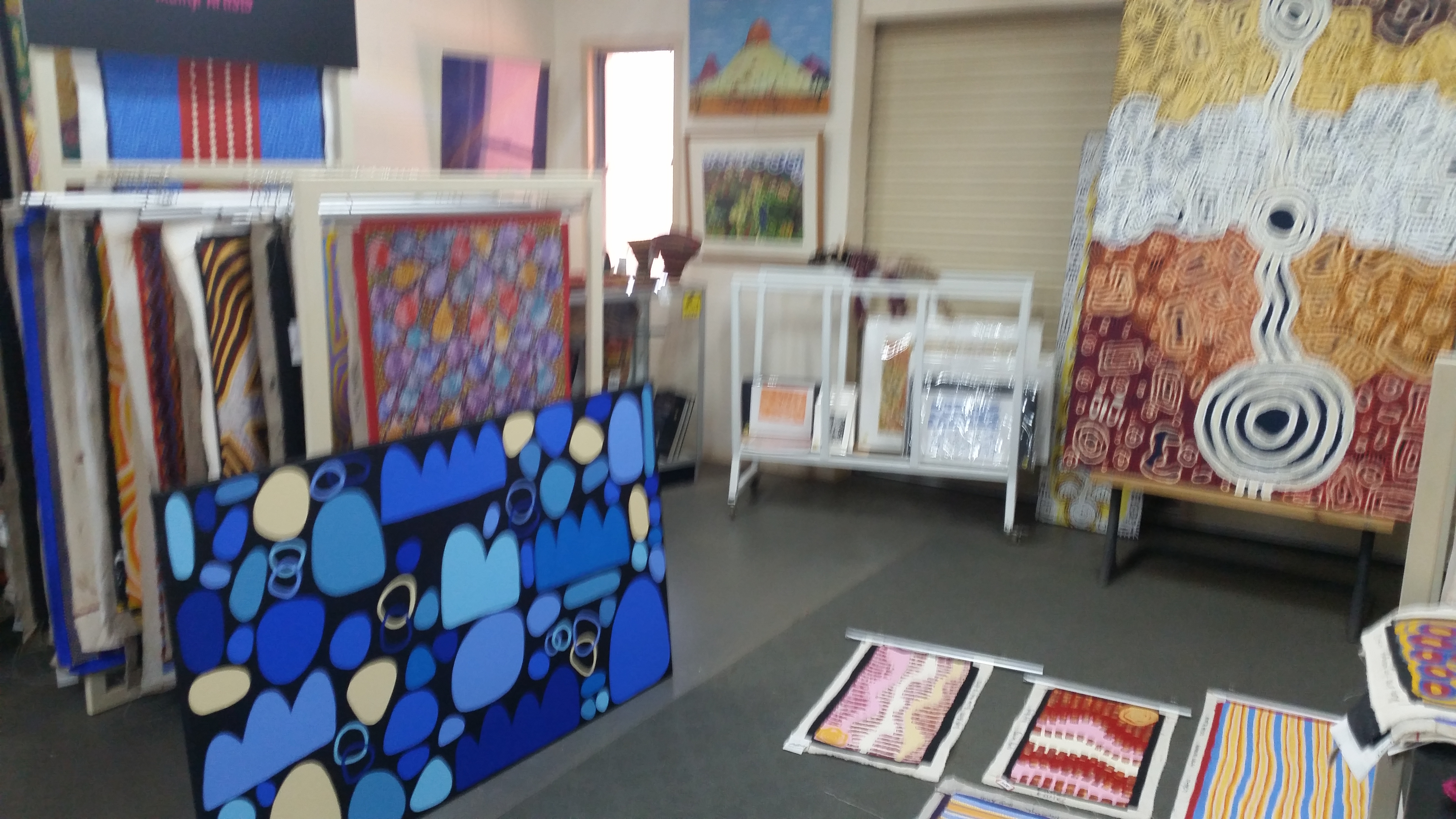 Alice Springs to Darwin via Utopia, Devils Marbles Mataranka, Daly Waters Katherine Gorge Tour 5 days