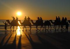 59cf721ec938474590c0577ceb7c60e3The_famous_Cable_beach___Broome_tb