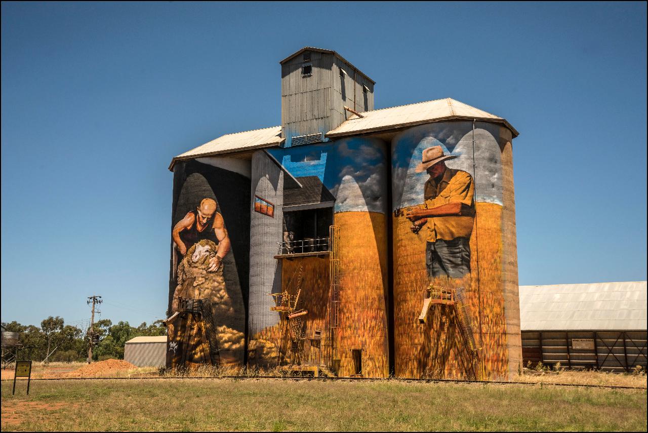 NSW Outback Explorer Silo Art Corner Country Mungo Broken