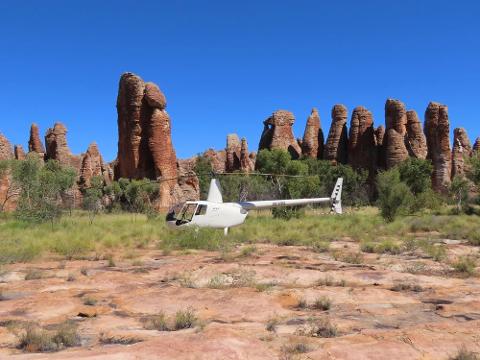 lost_city_heli_land