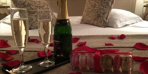 MACARONS AND CHAMPAGNE