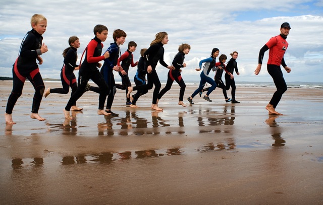JUNIOR (12-16YRS) HOLIDAY SURF COURSES