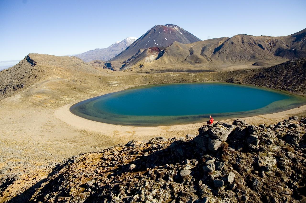 Turangi Transfers return for Tongariro Alpine Crossing hike