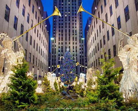 The Best of Christmas in New York with a Private Guide