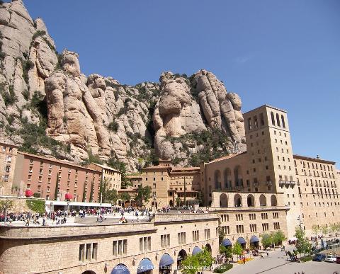 Montserrat Monastery Private Tour with Private Vehicle and Tickets