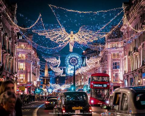 The Best of the Christmas Lights in London: Private Walking Tour