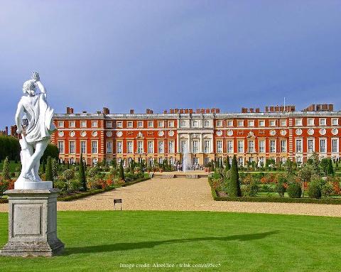 Hampton Court & Windsor Castle: Private Trip from London