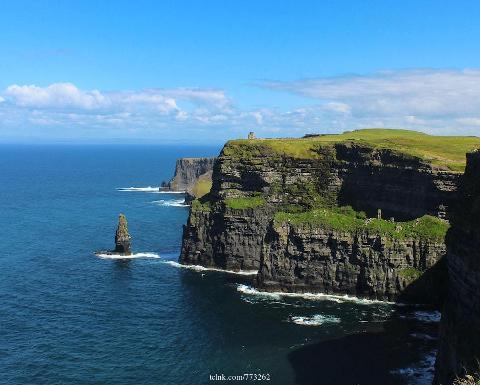 The Spectacular Cliffs of Moher: Private Day Trip from Dublin