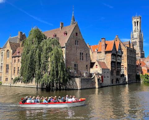 Explore Bruges in a Day: Private Day Trip from Brussels by Train