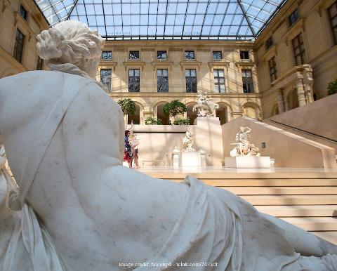 The Best of the Louvre Museum: Private Guided Tour