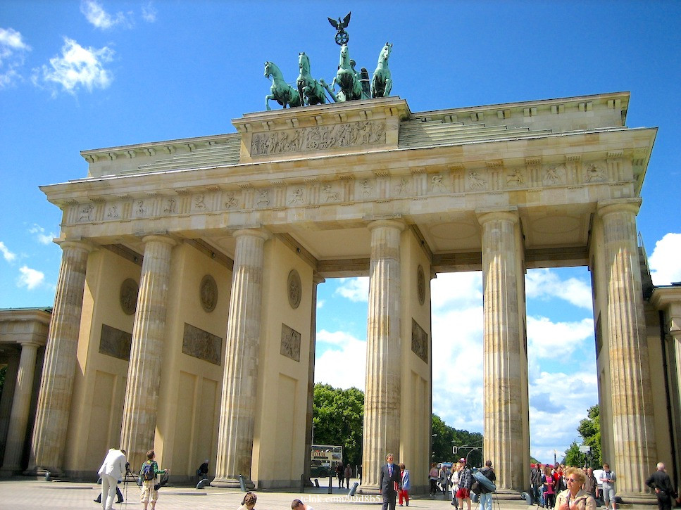 The Best of Berlin Highlights: Private Half-Day Walking Tour