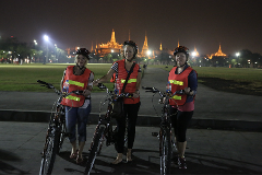 Bangkok Sunset Ride - an almost magical bicycle ride through Bangkok metropolis