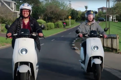 Electric Scooter - e-Moped - For 1 Person - WAIHEKE