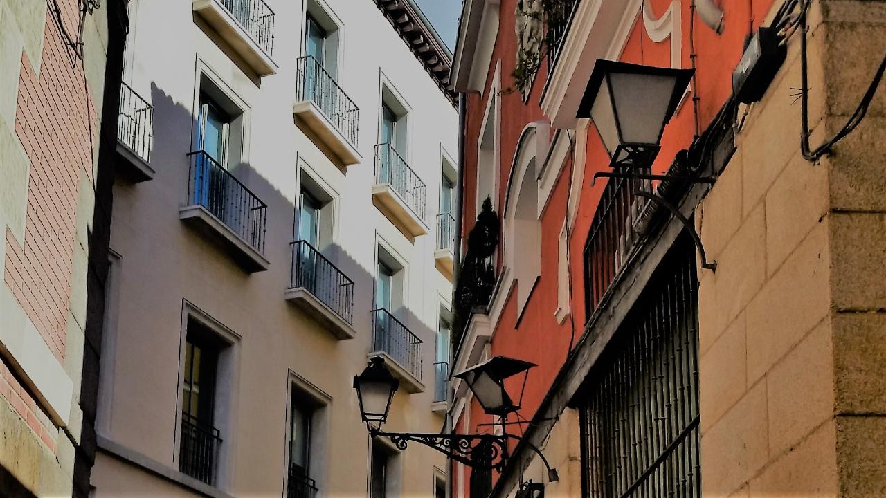 Highlights of Madrid: Walking Tour with Private Guide
