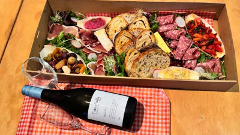 Luxury Gourmet Picnic Pack with Wine – Pick Up from BellaBar 