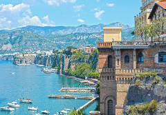 Private transfer from Rome to Amalfi Coast with Optional Pompeii Stop