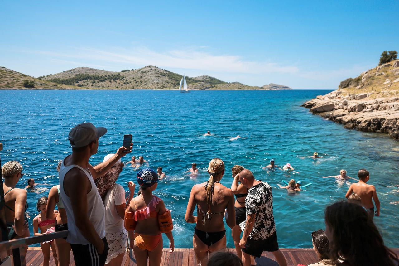 Zadar: Kornati Archipelago Cruise -Jump, Swim, Relax