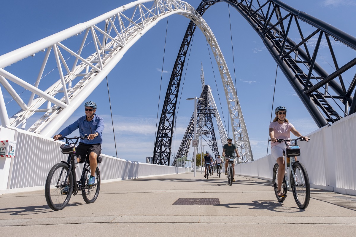 Majestic Foreshore and East Perth Bike Tour