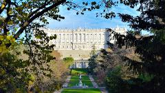 Discovery Walk in Madrid: grand & majestic secrets