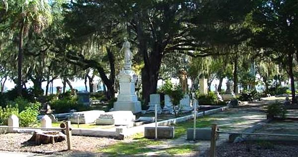 BONAVENTURE CEMETERY TOUR