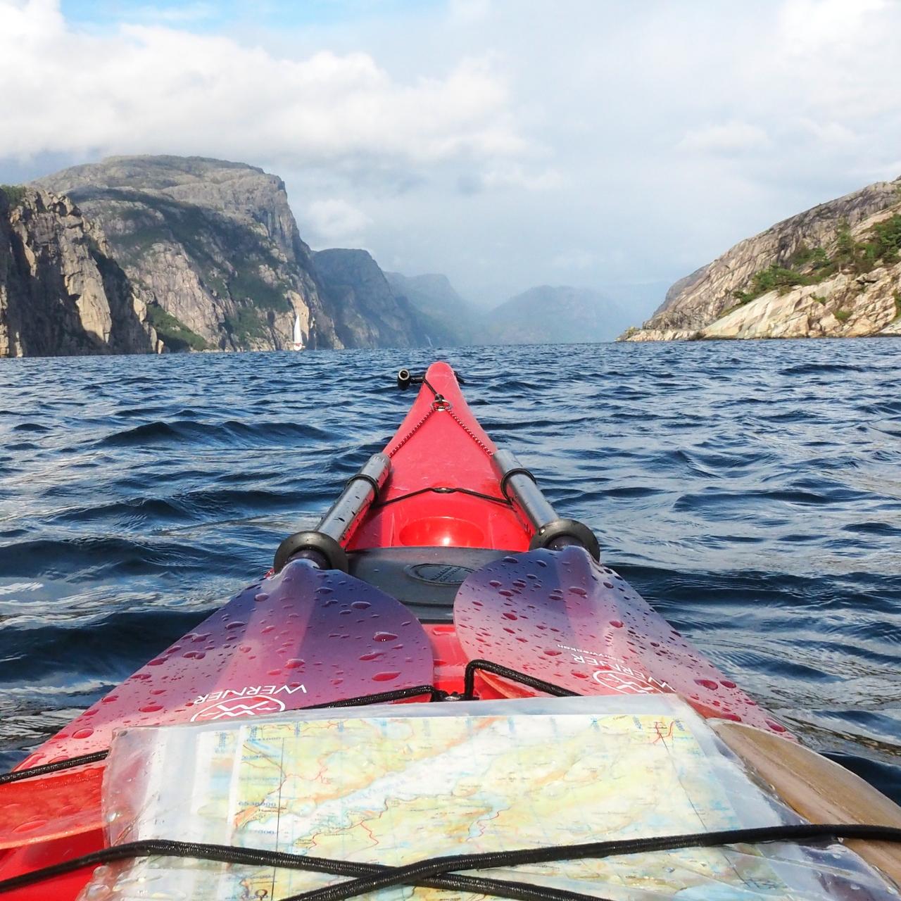 Gavekort: Halv dag i kajakk på Lysefjorden - 6 timer