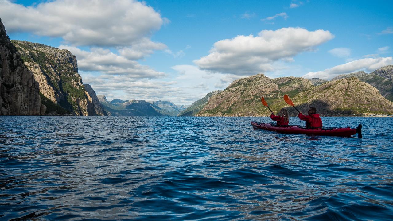 Half-Day Kayaking Lysefjord – 4 Hours