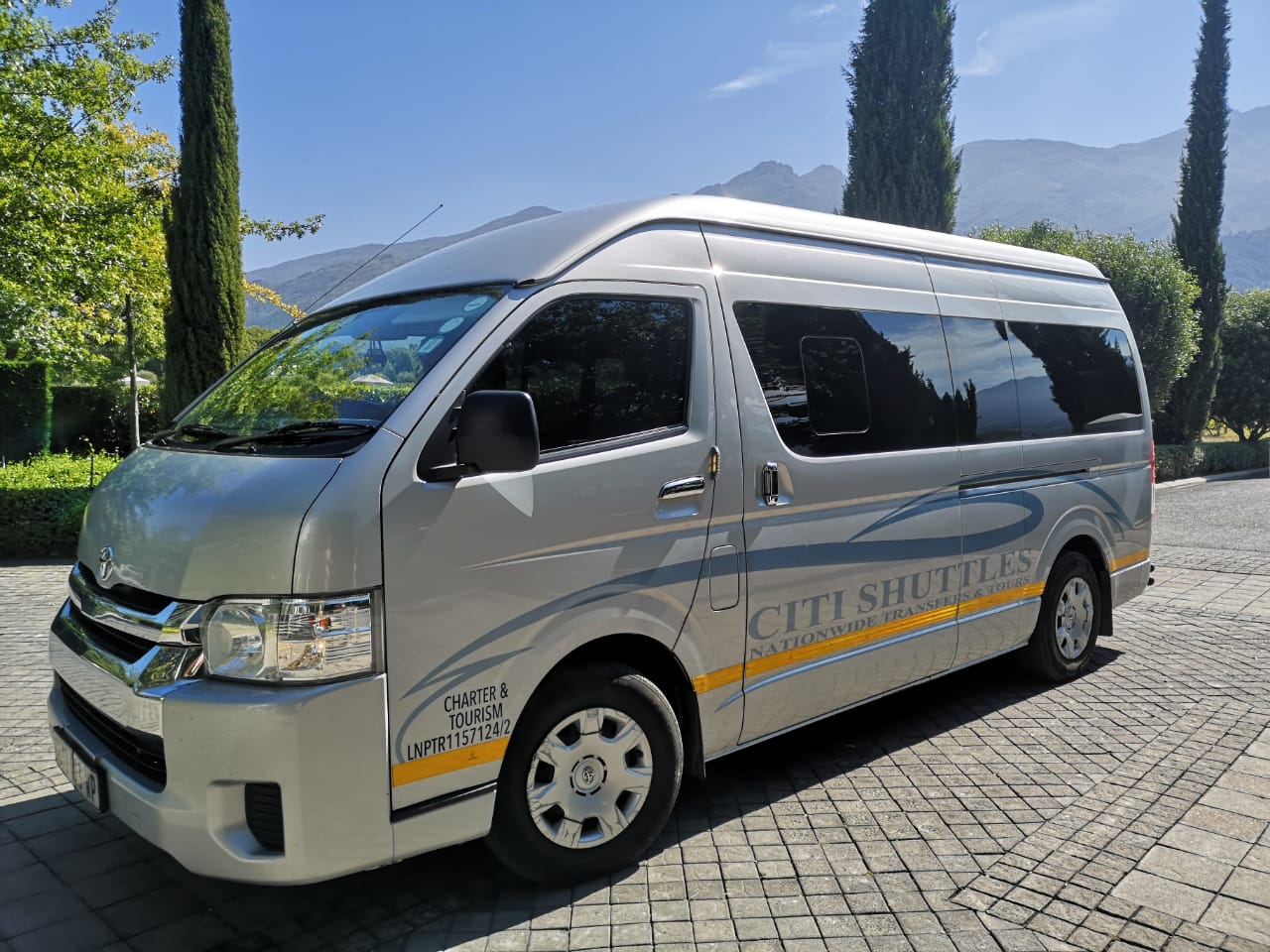 Chauffeur Service 4 hour Standard Minivan 1-7 Pax Cape Town