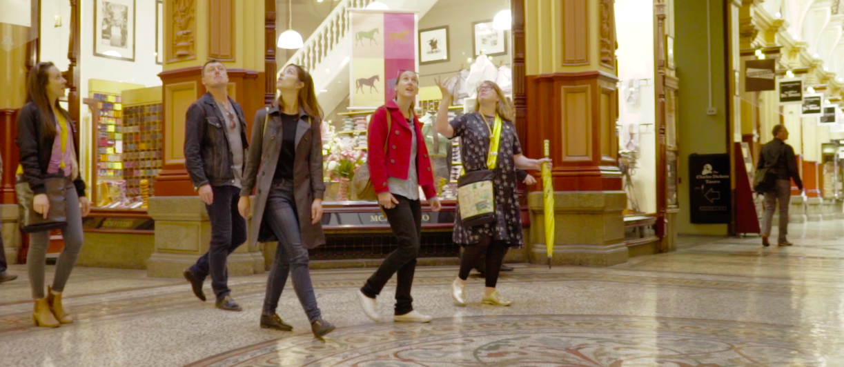Lanes and Arcades Walk (with Lunch)