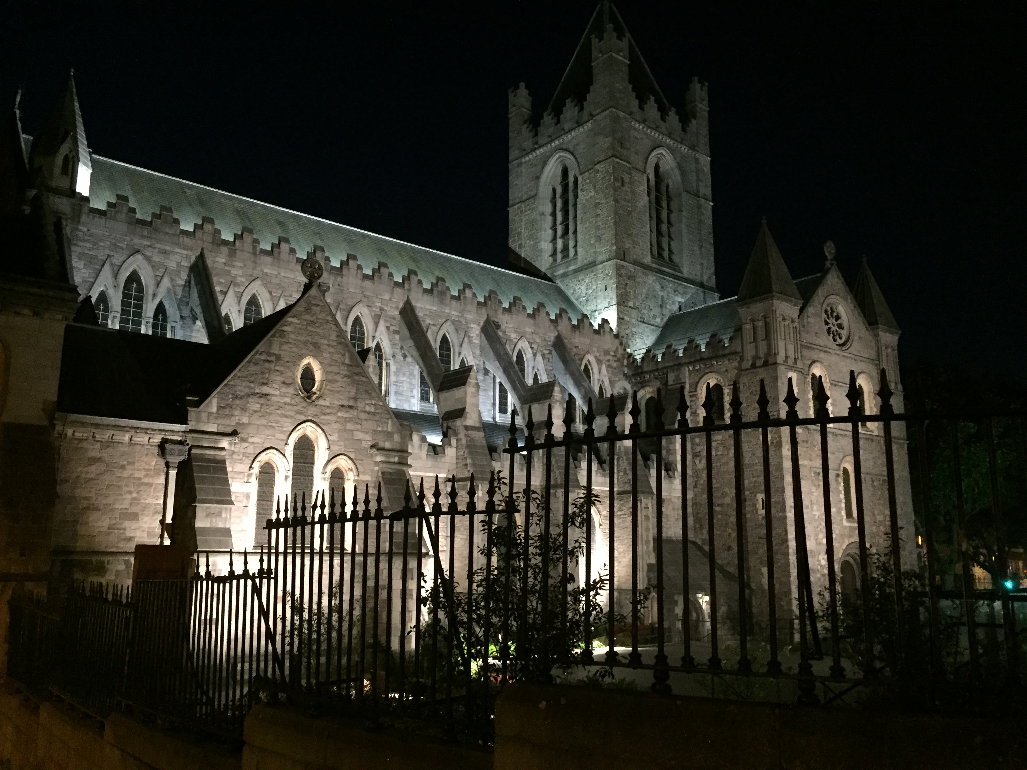 Dublin: Haunted City Exploration Game and Tour