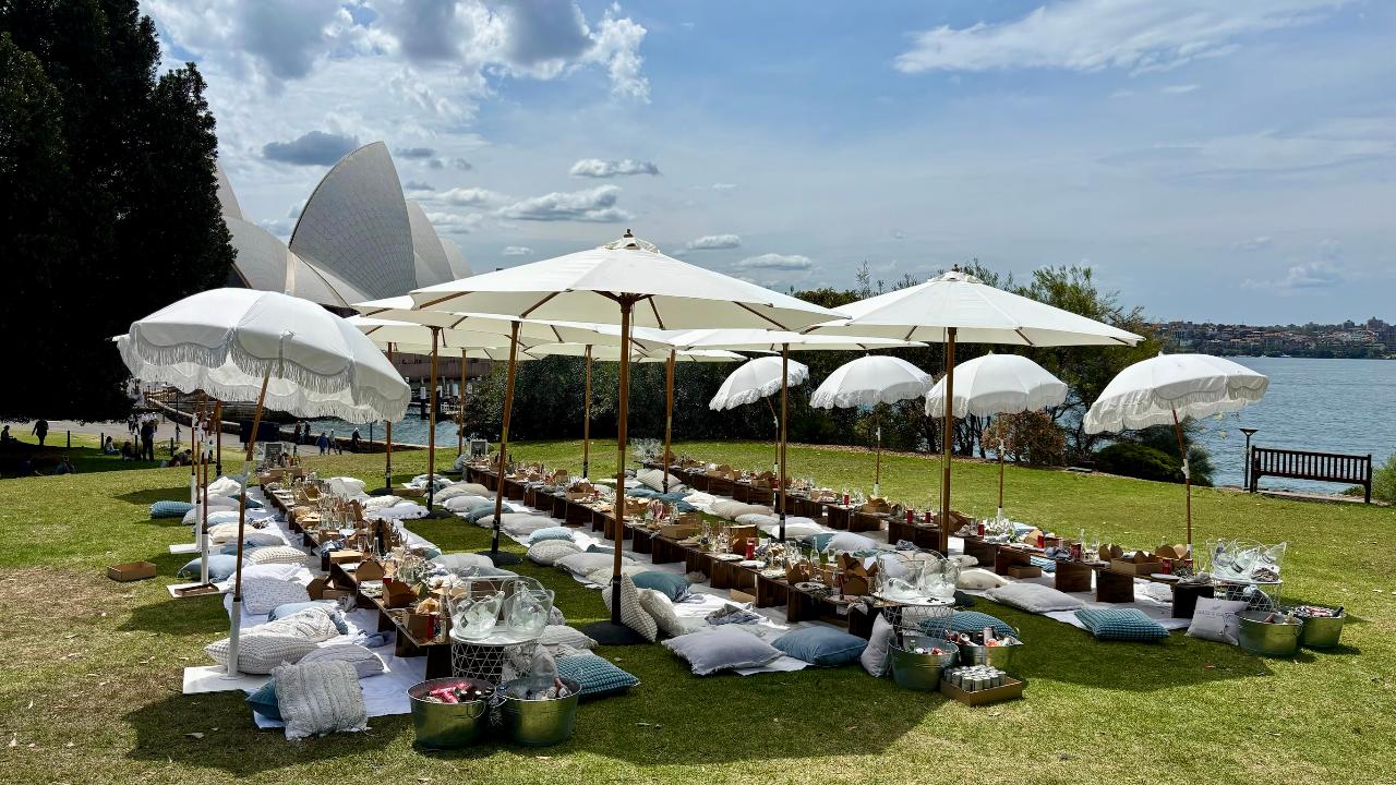 Luxury Picnic Party - Royal Botanic Gardens