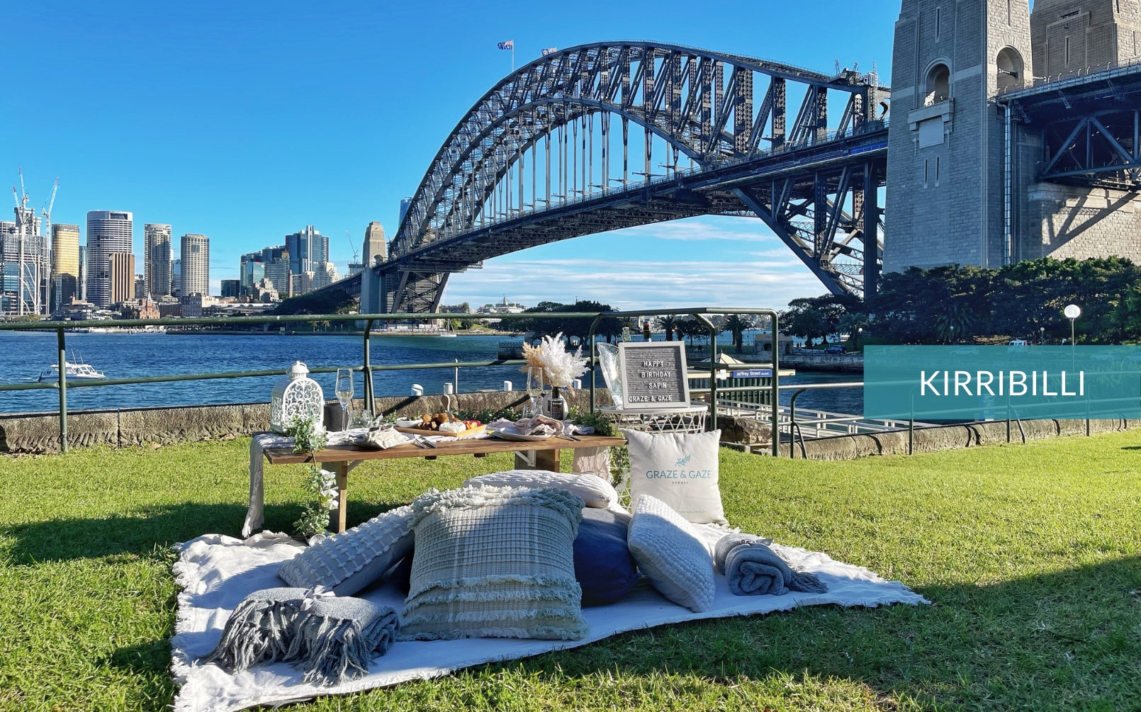 Sydney: Two-Hour Luxury Private Picnic Experience with Harbour Views, Grazing Board & Bottle of Alcohol-Free Wine