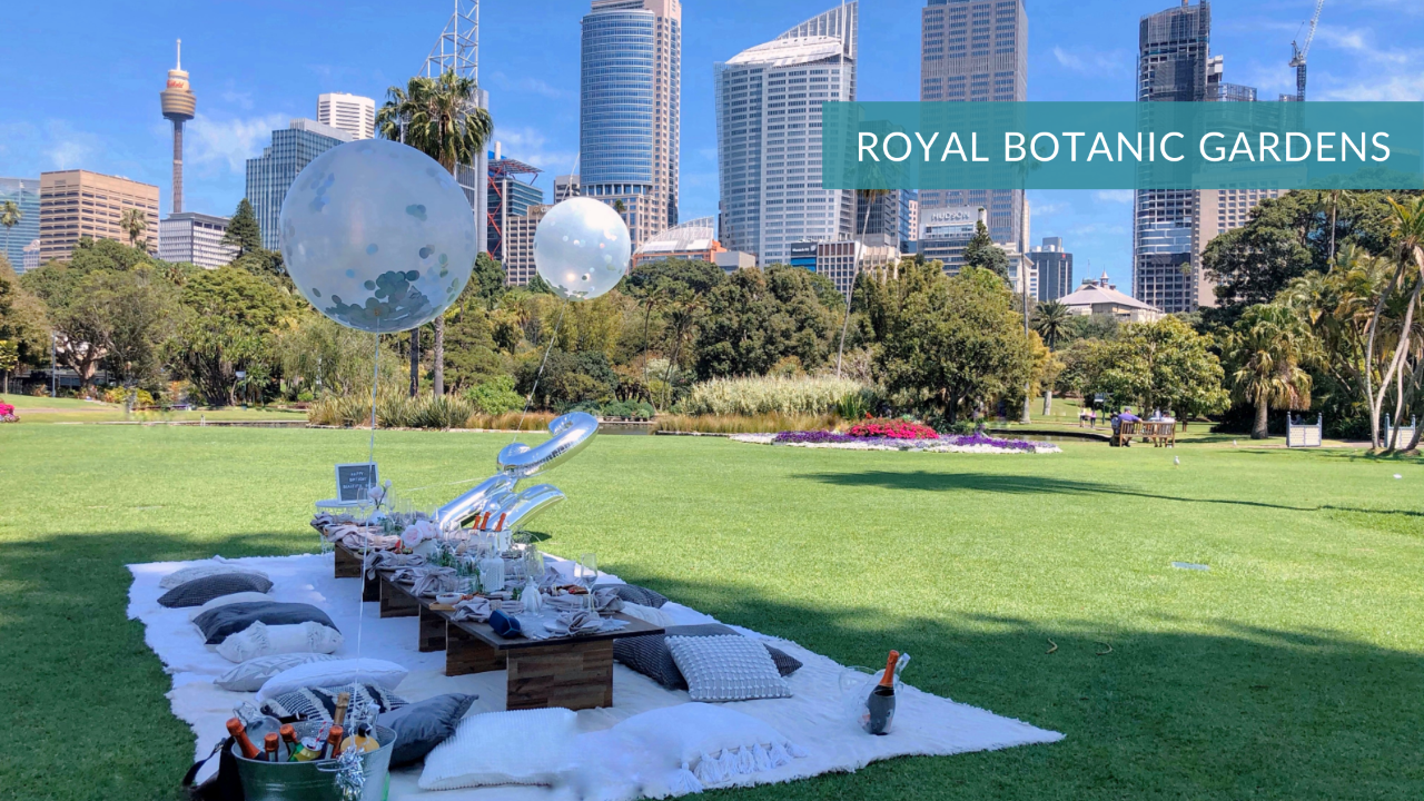 Luxury Private Picnic Experience - Royal Botanic Gardens
