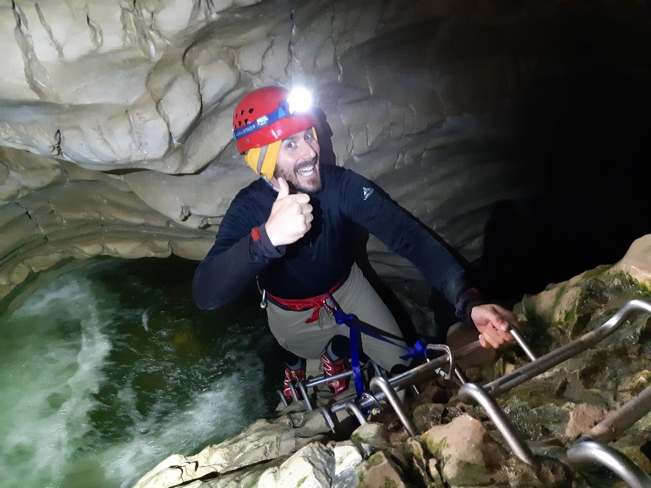 Private Cave Stream & Castle Hill - Day Tour from Christchurch