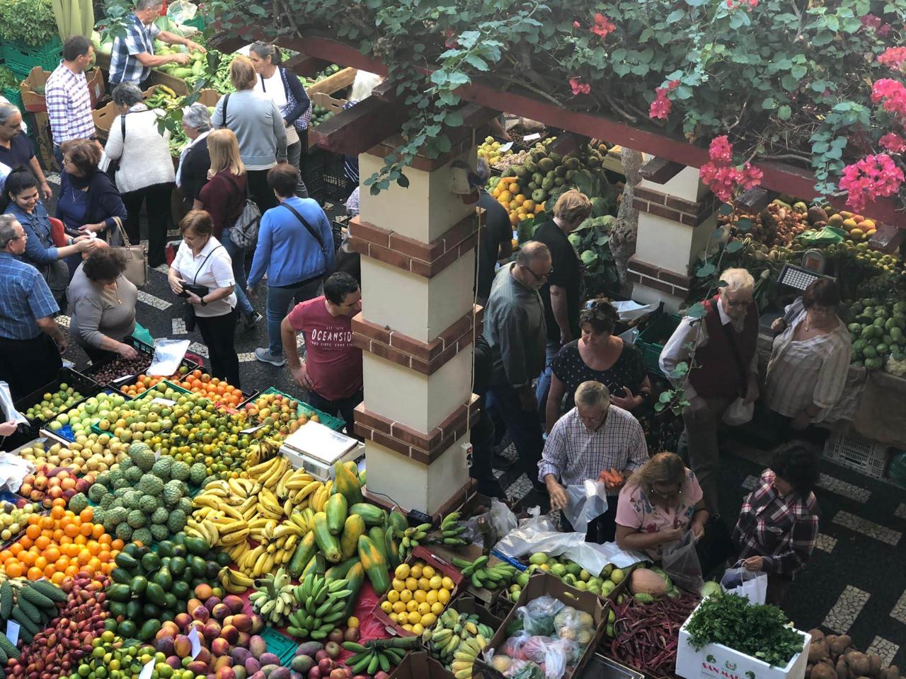 A stroll in Funchal, our traditions and flavours