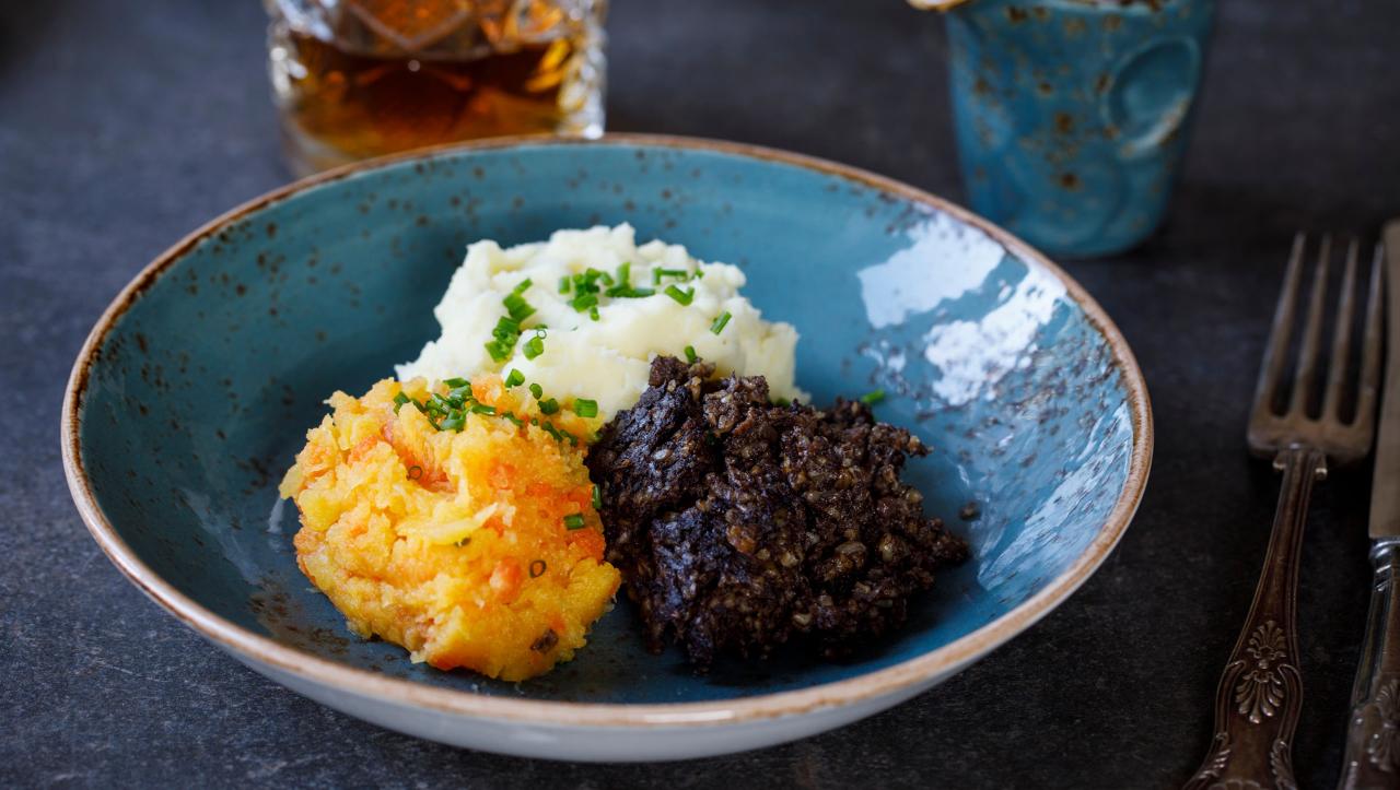 Lunch and Demo at the Haggis Experience