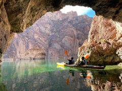 KAYAK EMERALD CAVE EXPRESS + SHUTTLE