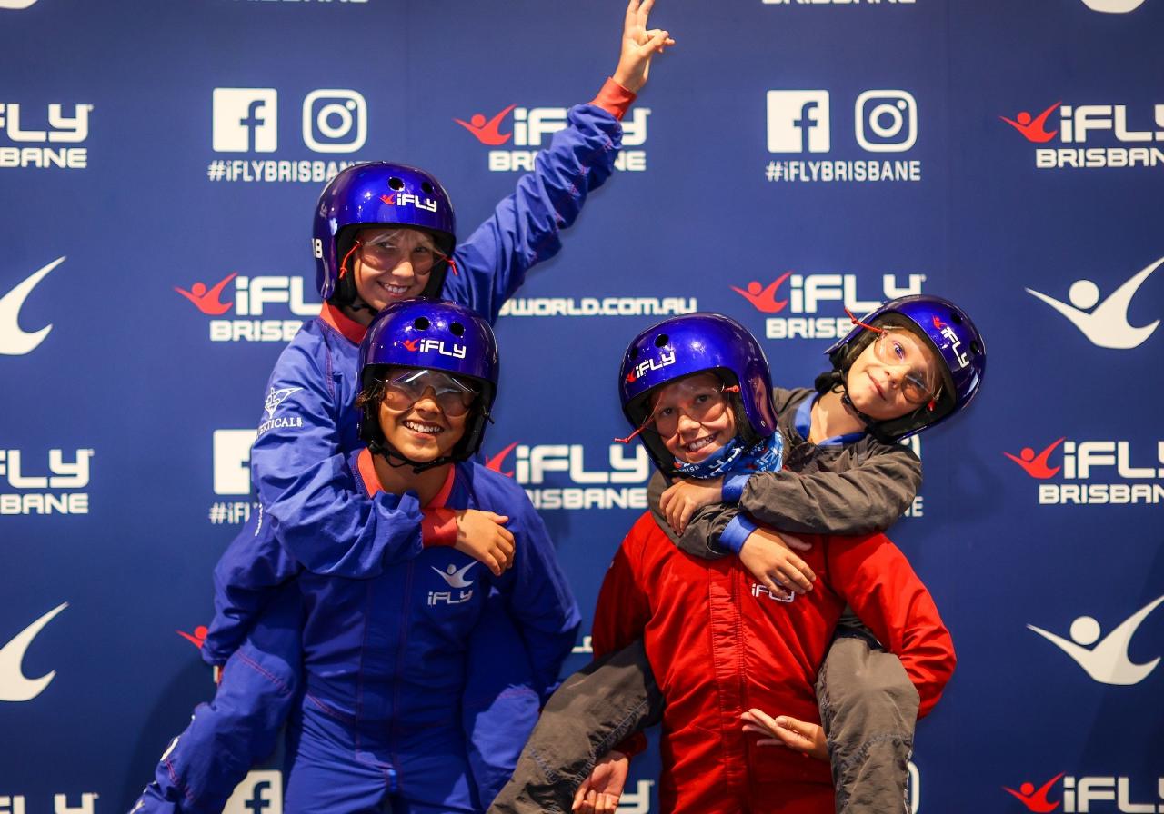 Family Pack + Photos and video– 10 x Indoor Skydiving Flights (Weekend) for up to 5 people