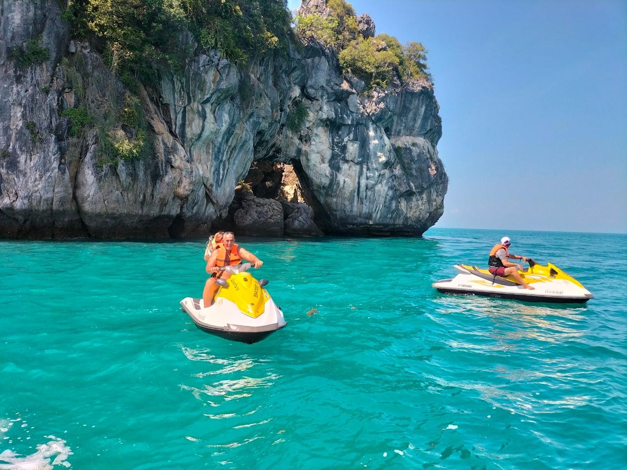 1 hour Jetski tour to Koh Som Island