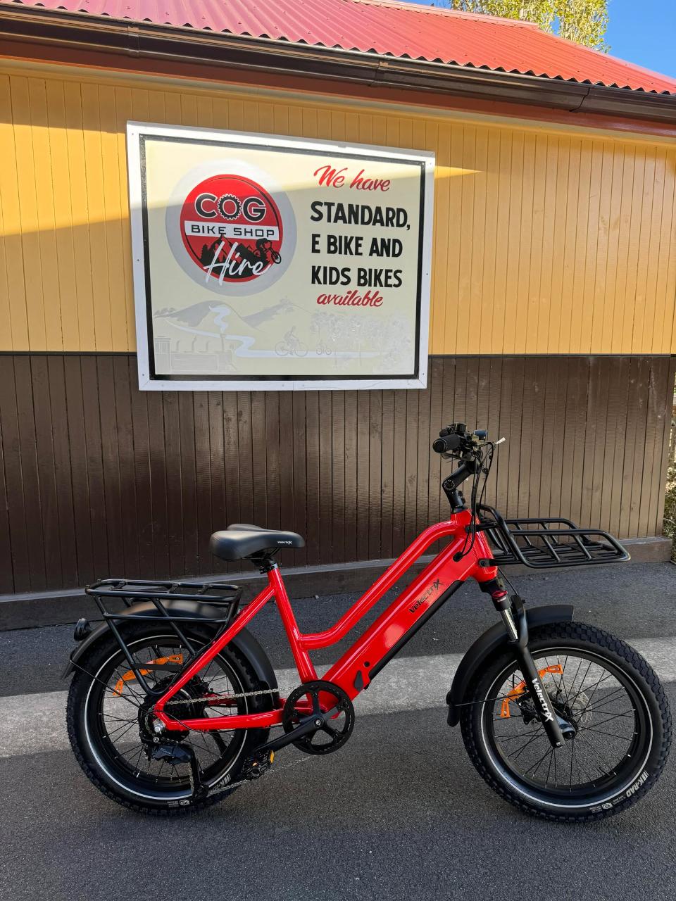 LAKESIDE BIKE HIRE - E-BIKE UP TO 7 HOURS/DAY BIKE HIRE