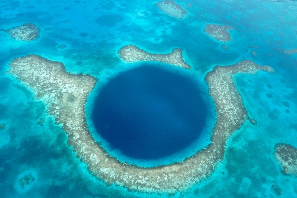 Capt. Hook's Ultimate Belize Breakaway