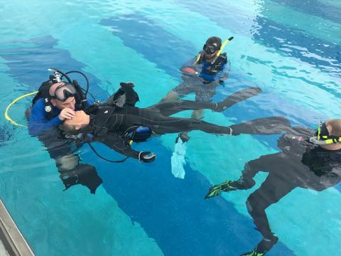 Dive Medicine Level 1 Course (Didactic Only) - Captain Hook's Reservations