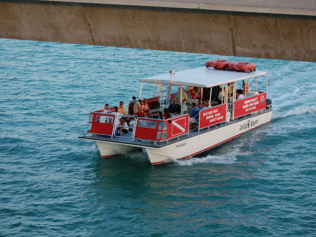 catamaran sunset cruise marathon