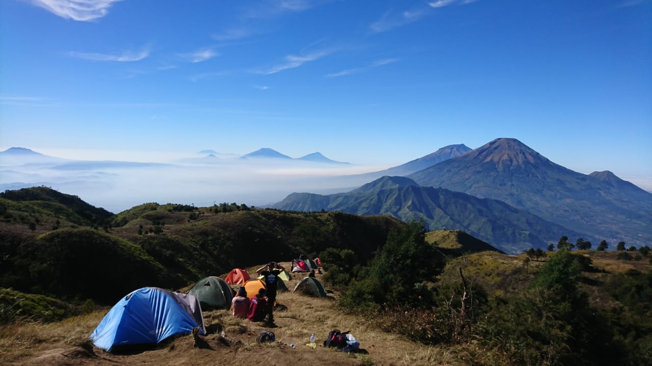Yogyakarta Mount Prau Sunrise Tour (2D/1N)