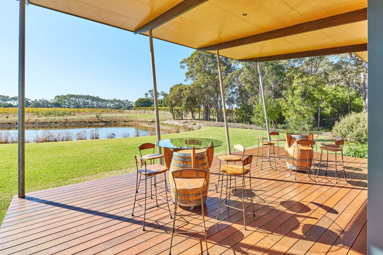 Chardonnay & Shellfish at Passel Estate