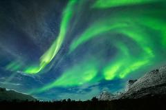 "a journey in search of the Northern Lights" Ⓥ | Photography | 4x4 Van