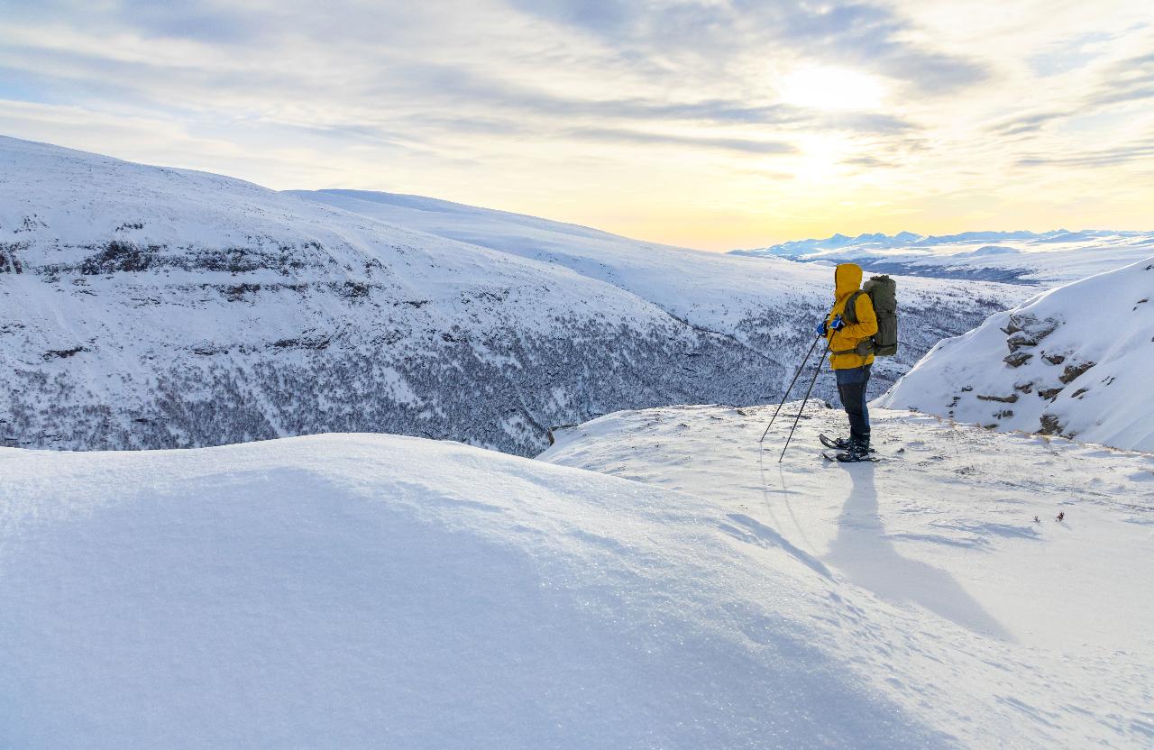 Snowshoe Hike Adventure 