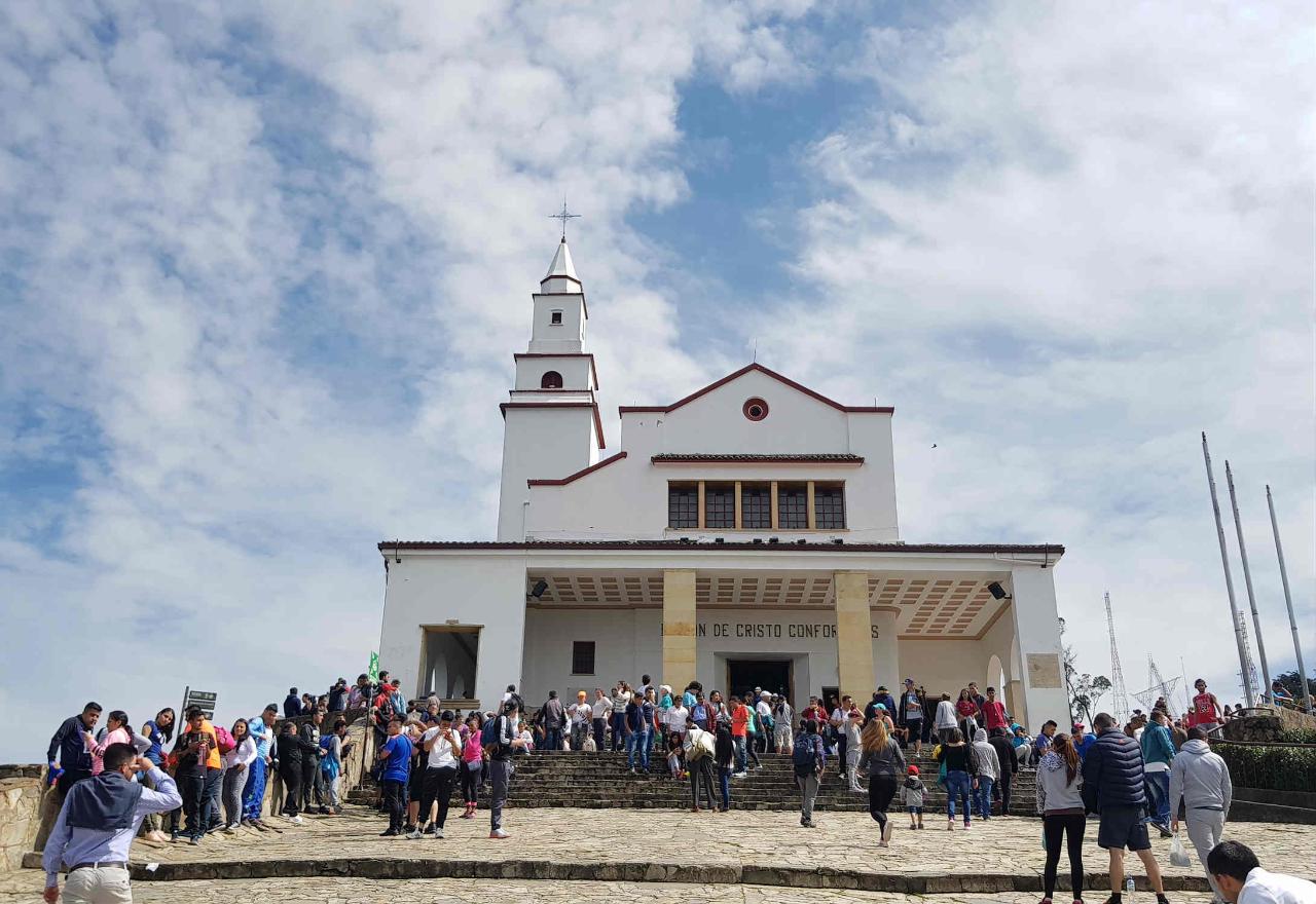 Private Monserrate Walking Tour