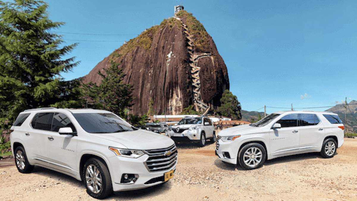 Medellin to Guatape and back (4 hours in Guatape) Private Transport
