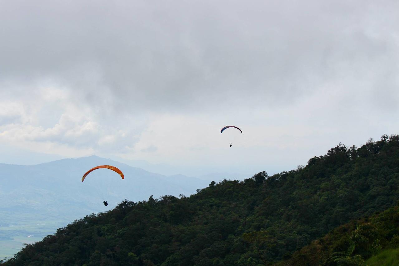 VITERBO: Paragliding Apia - 15-25min flight