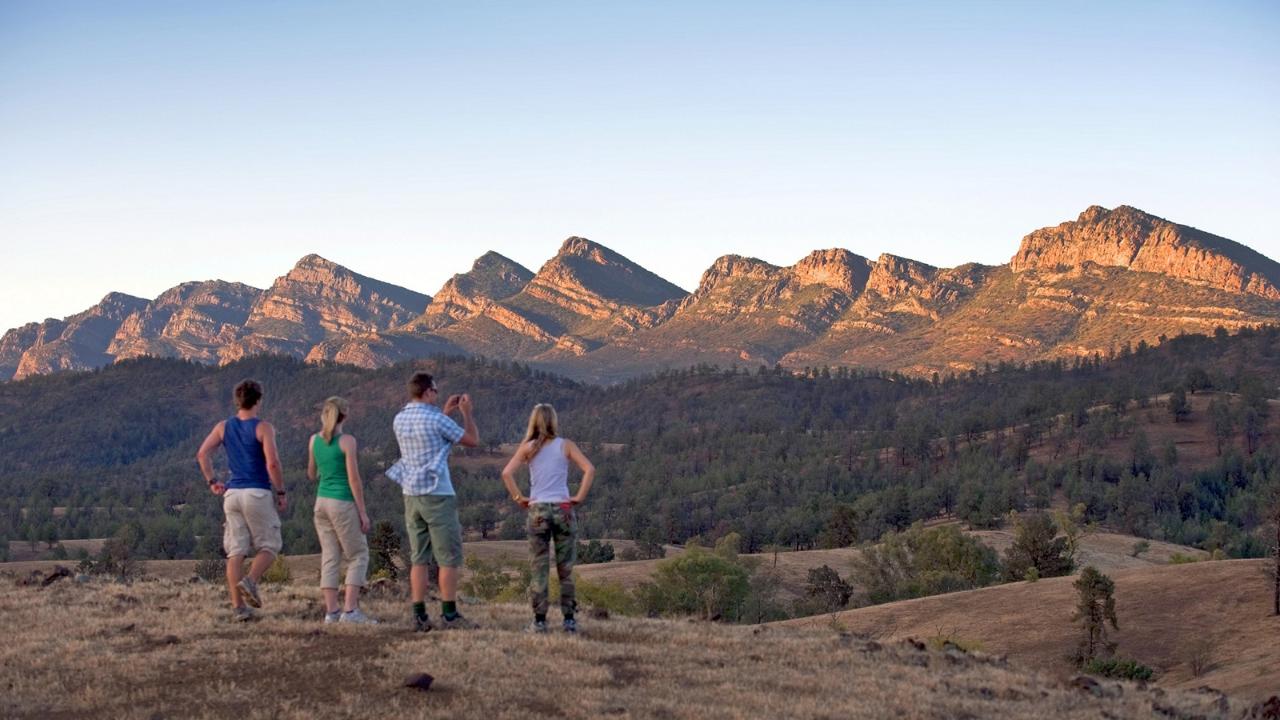 5-Day Flinders Ranges, Outback and Nilpena Fossil Small Group 4WD Eco Safari
